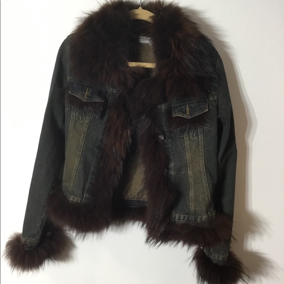 Asia Jackets & Blazers - Women’s denim jacket with trim